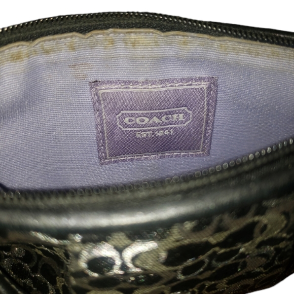 Coach Metallic Silver Black Signature C Metal Hangtag Zippered Canvas Wristlet - Picture 9 of 16